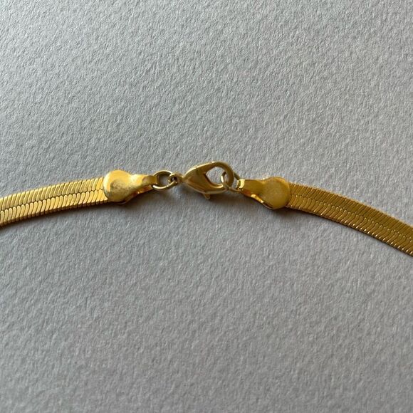 Elegant Gold Necklace M340 - Picture 4 of 4